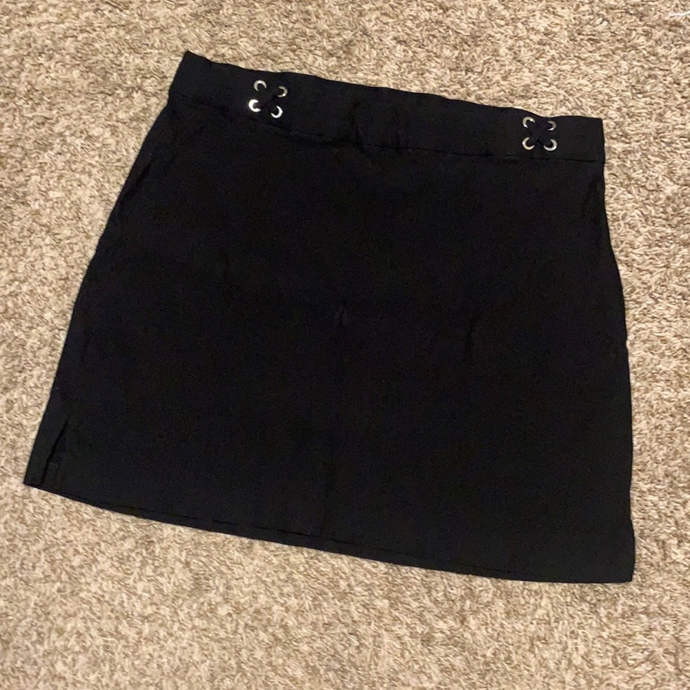 Skort